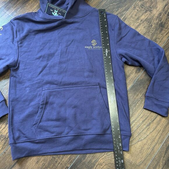 NWT Simply Southern Youth Small Be the Light Hooded Sweatshirt Navy Fireflies - Picture 4 of 7